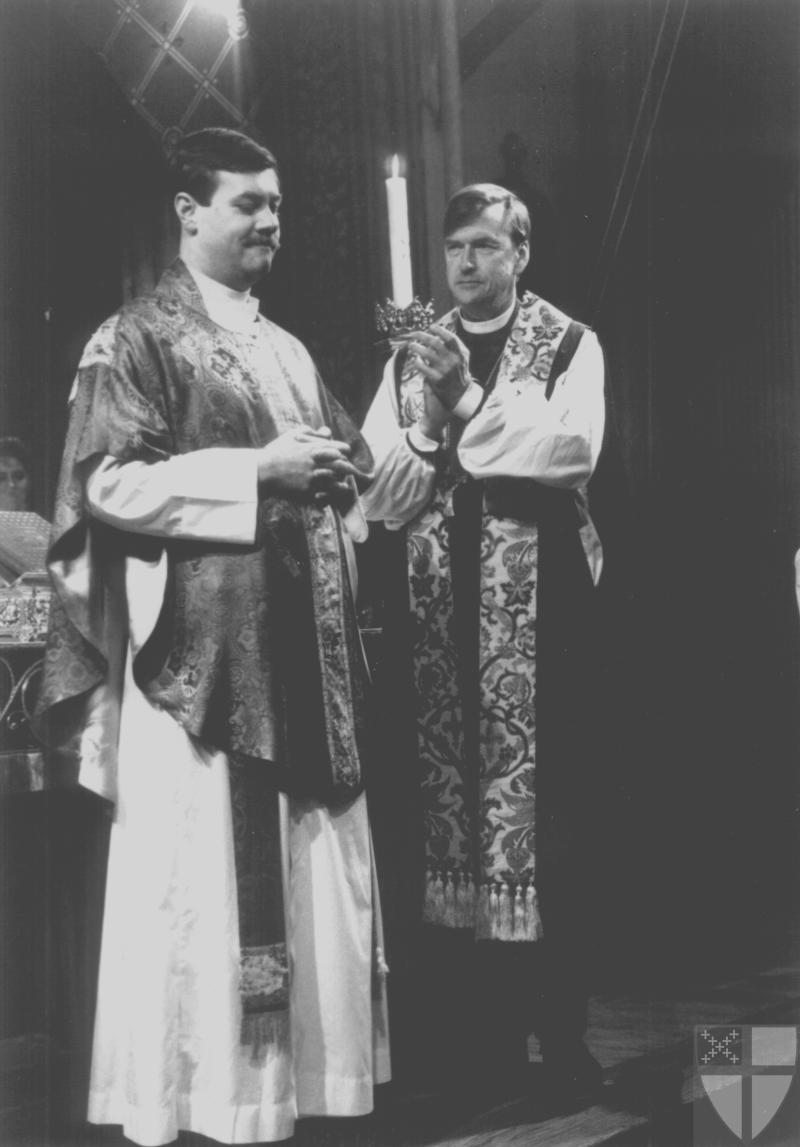 [Robert Williams acknowled...]