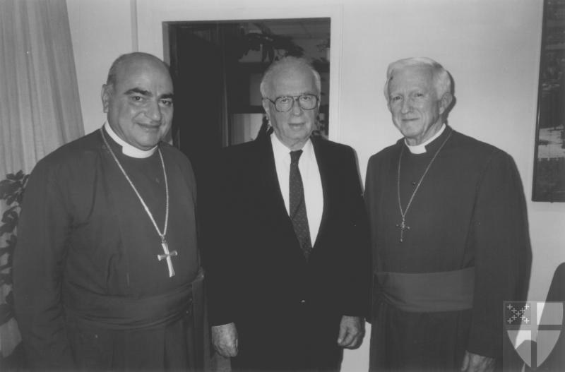 [Browning Meets with Israe...]