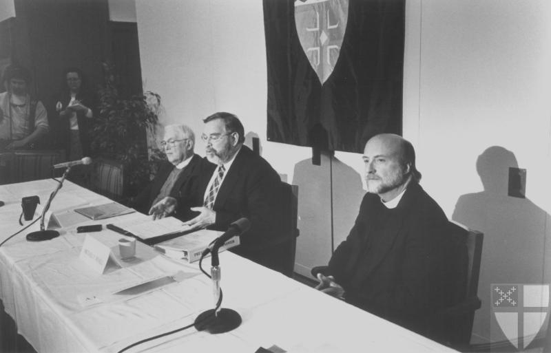 [Righter Speaks at Press C...]