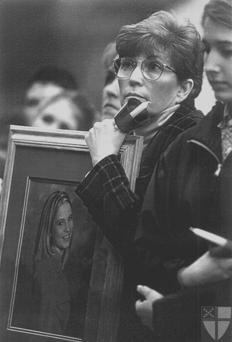 [Vigil for victims of viol...]