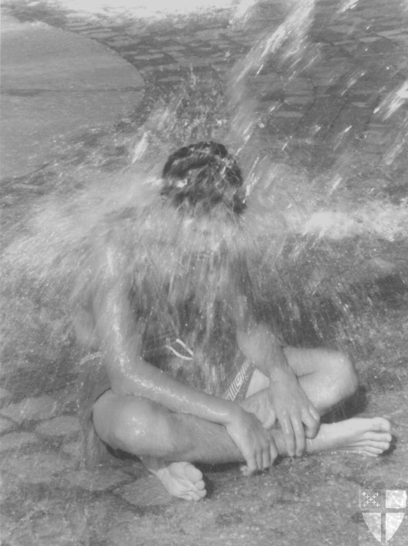 [Keeping cool as temperatu...]
