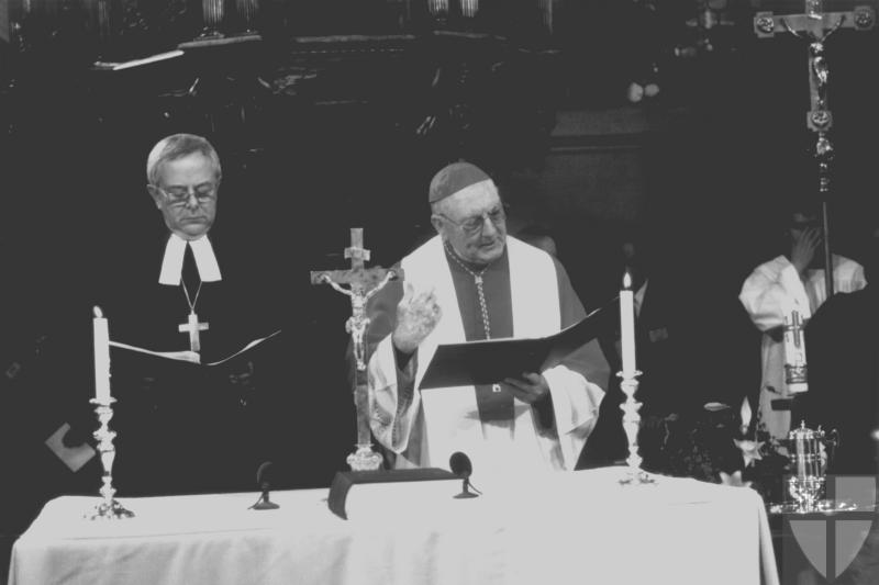 [Lutherans and Catholics s...]